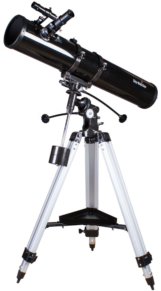 Teleskop SkyWatcher Luna 114 114 900 Newtonov reflektor na montáži